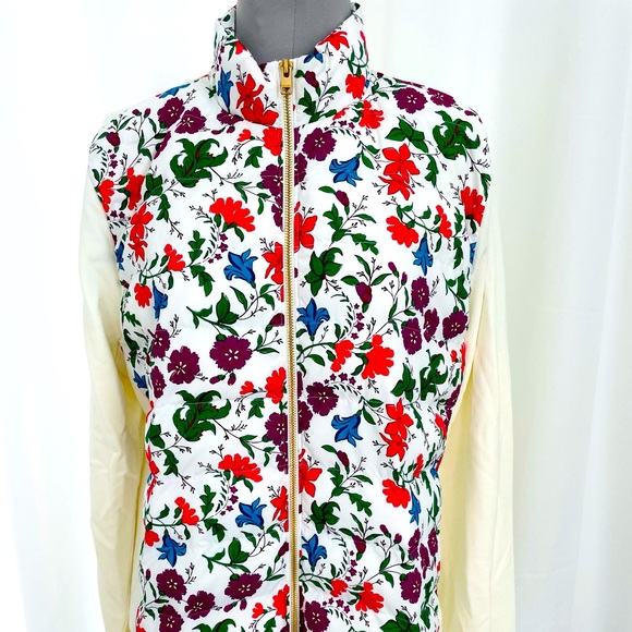 New authentic Escada set of matching jacket and pants. Soft cotton Streetwear. - Picture 1 of 15